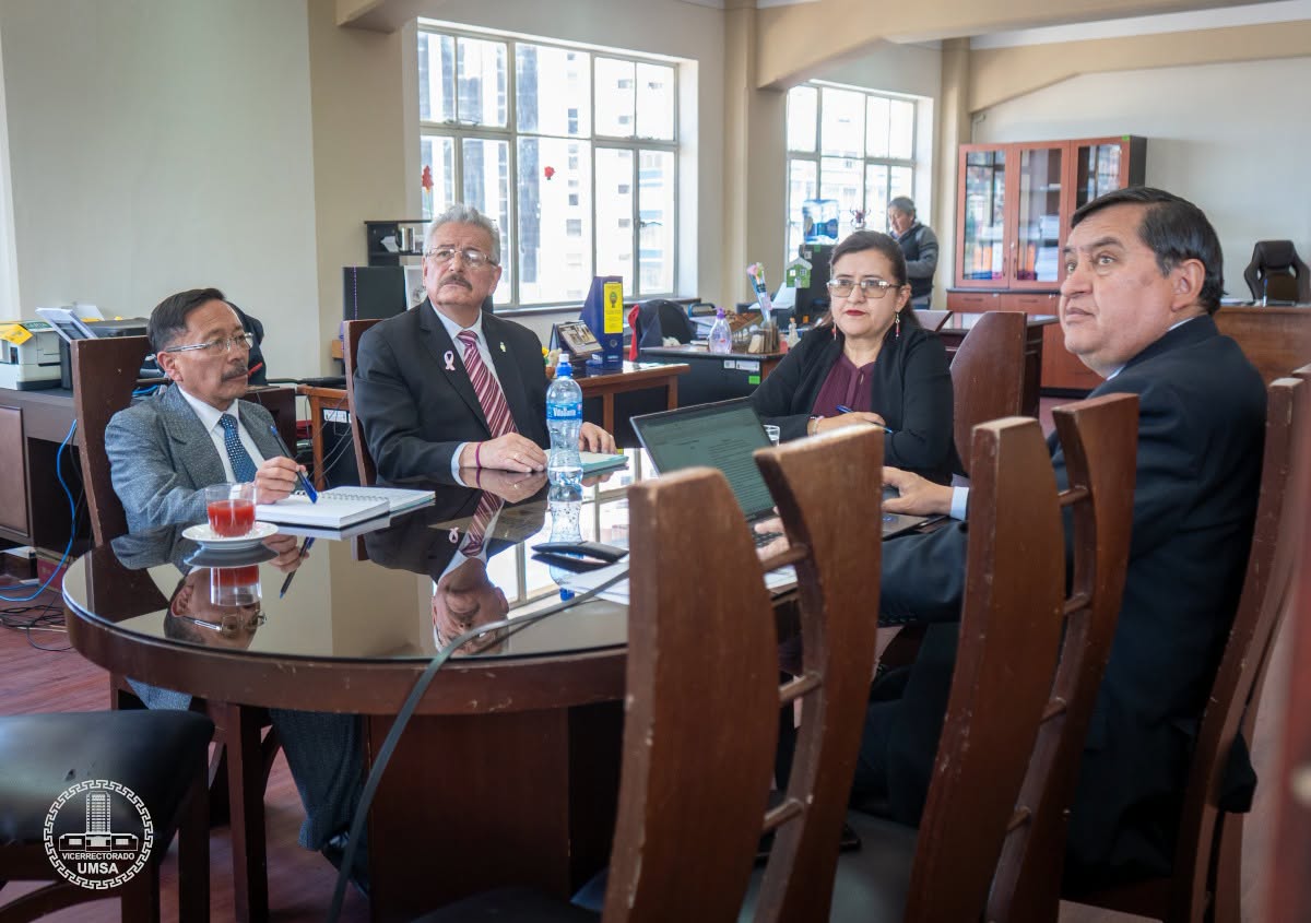 LA UMSA AVANZA HACIA LA ACREDITACIÓN INTERNACIONAL
